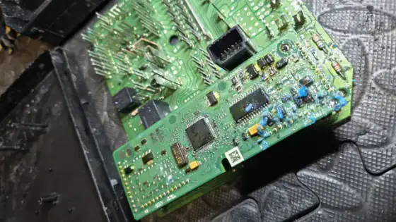 Entertainment system module work