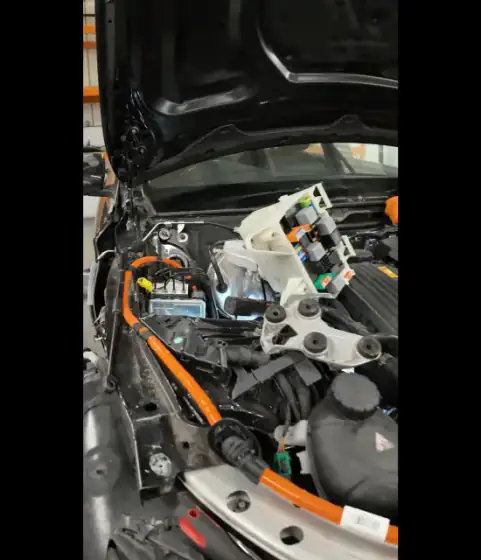 Engine bay electrical and fuse box work