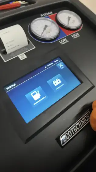 Hybrid air conditioning system