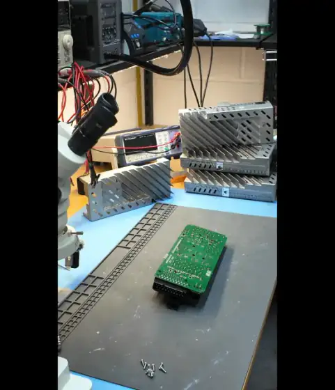 Infotainment system module repair